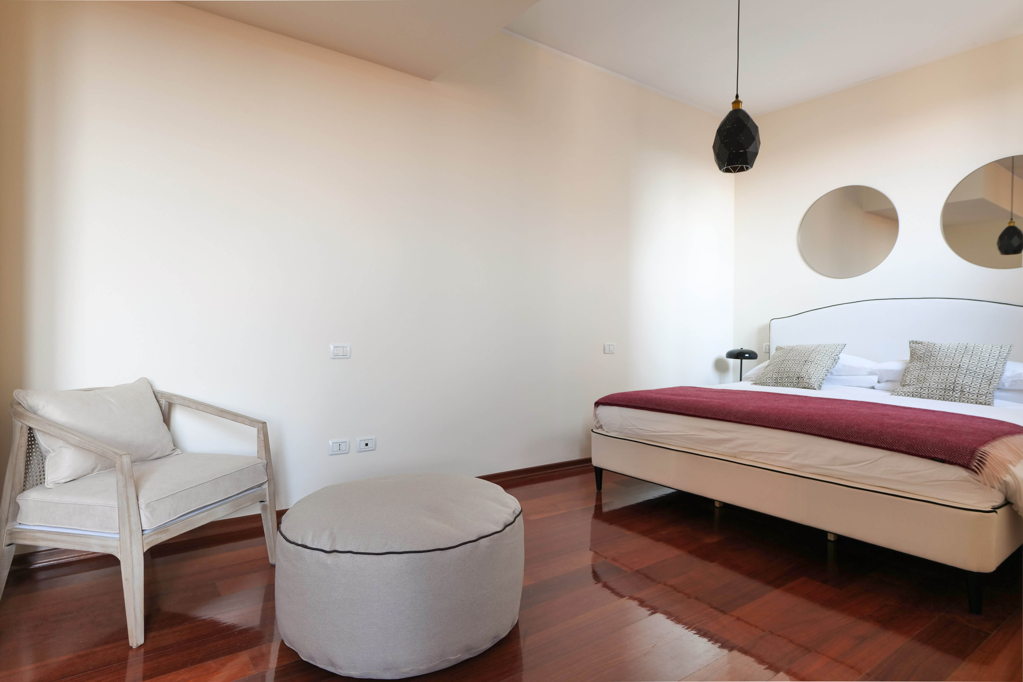 Lux Attic Palestro