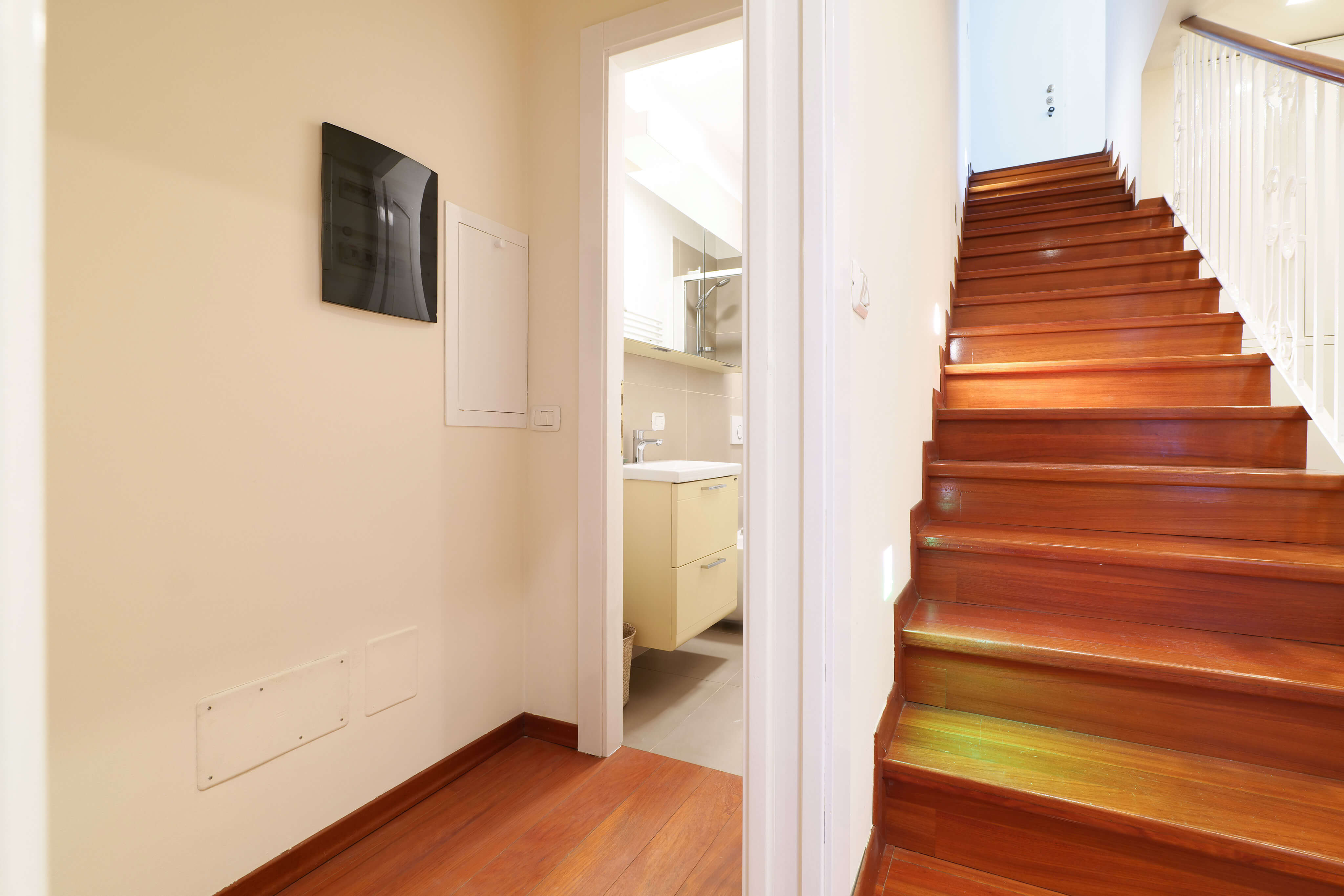 Lux Attic Palestro