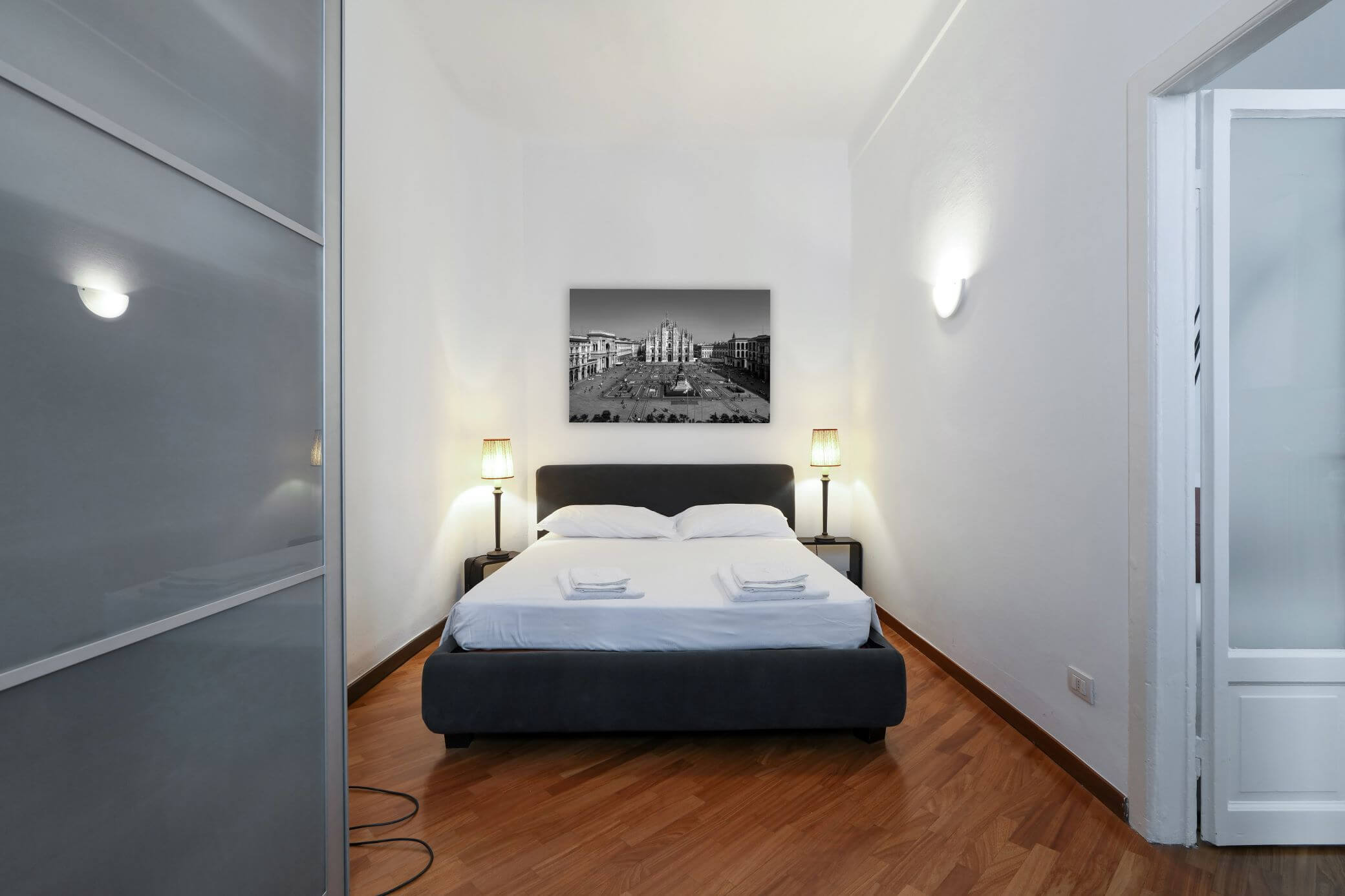 Charming San Babila Apt